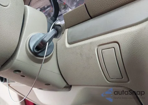 2004 Ford Freestar Se z USA, uszkodzony, nr VIN 2FMZA51674BA55596